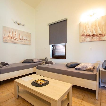 Apartments Ela نوفاليا المظهر الخارجي الصورة