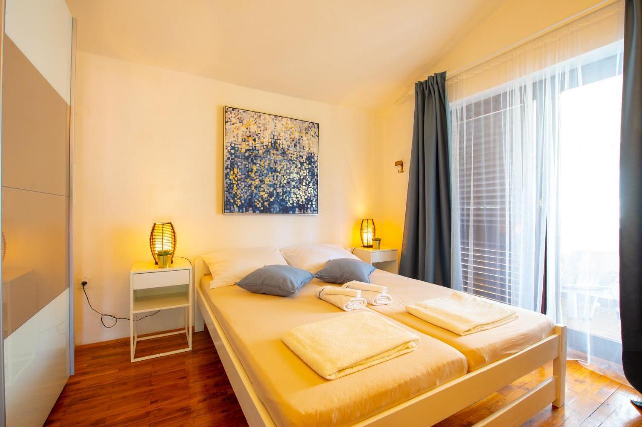 Apartments Ela نوفاليا المظهر الخارجي الصورة
