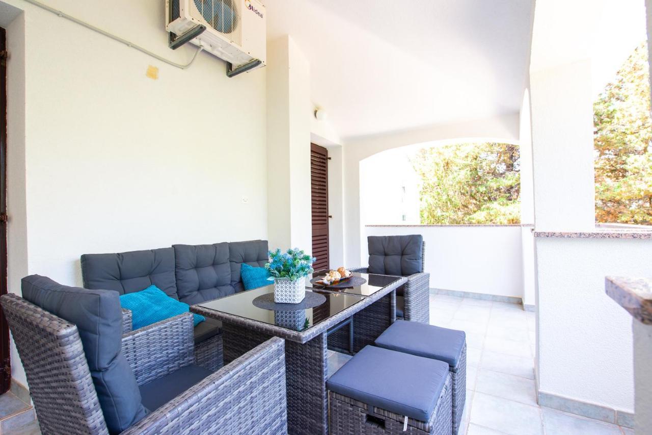 Apartments Ela نوفاليا المظهر الخارجي الصورة